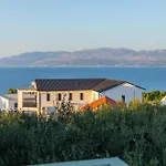 The Good Place Aparthotel