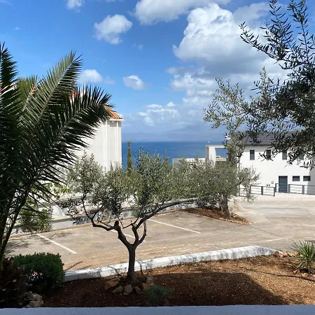 The Good Place Aparthotel 4*